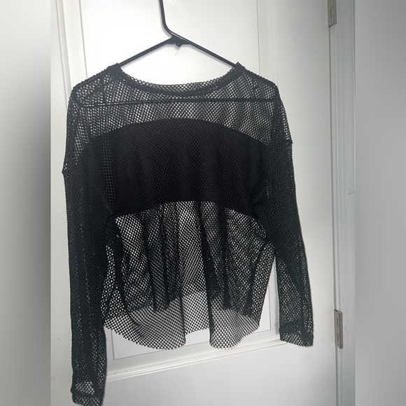 Fishnet Crop top shirt - Picture 2 of 2